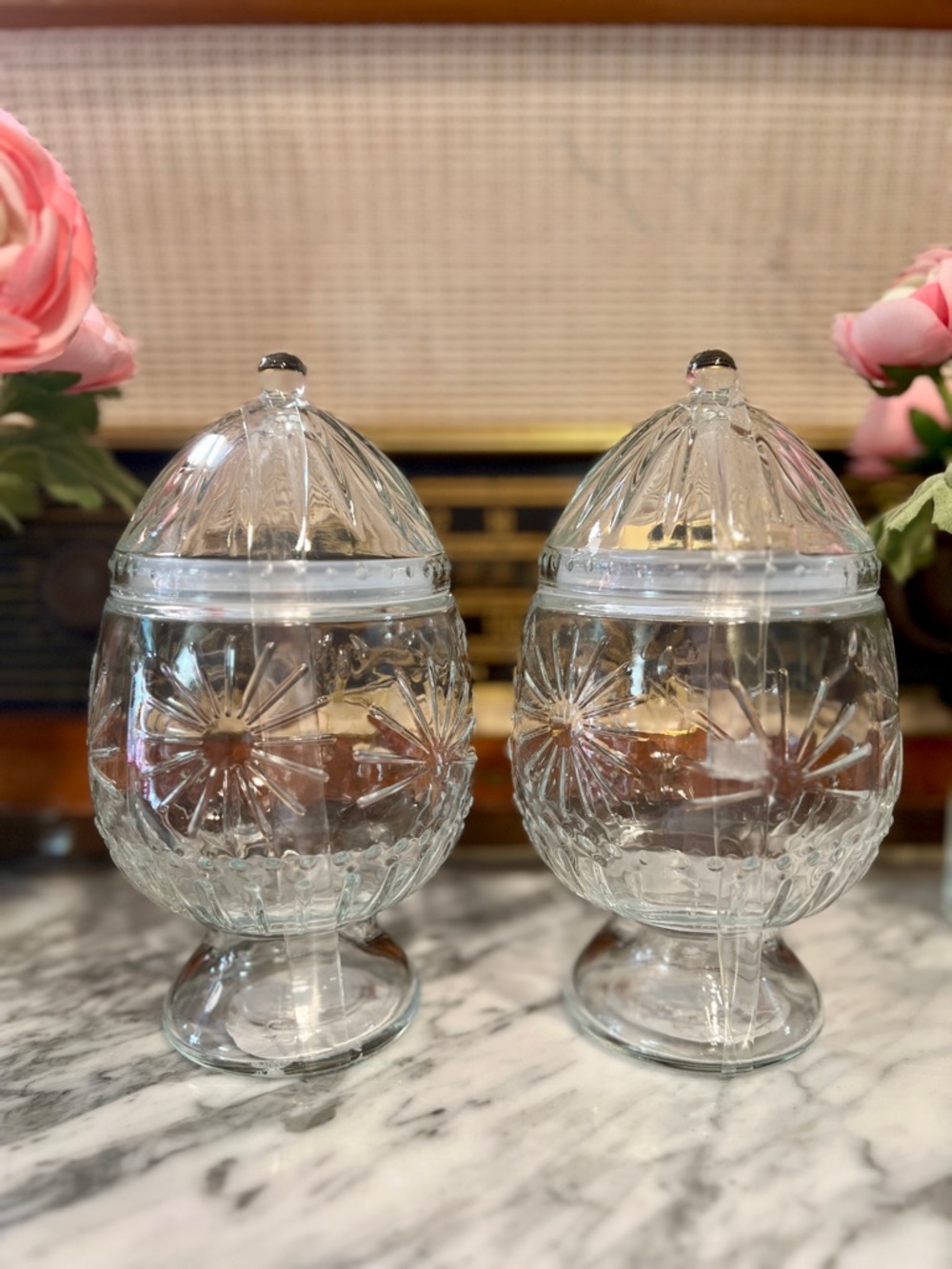 ✨NEW🐣Target Bullseye Playground 2026 Elegant Egg Shaped Glass Candy Jar SET🫙